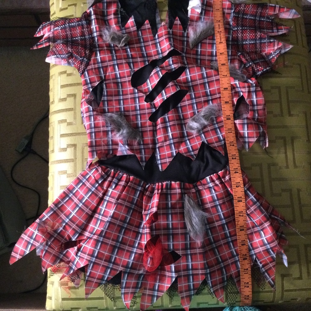 Ware Wolf Halloween Costume - size check measurements - Picture 7 of 8